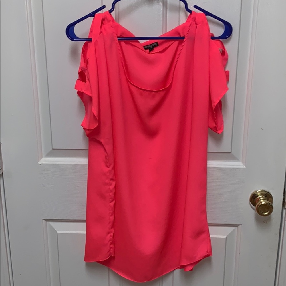 Fluorescent pink top, lattice shoulder detail